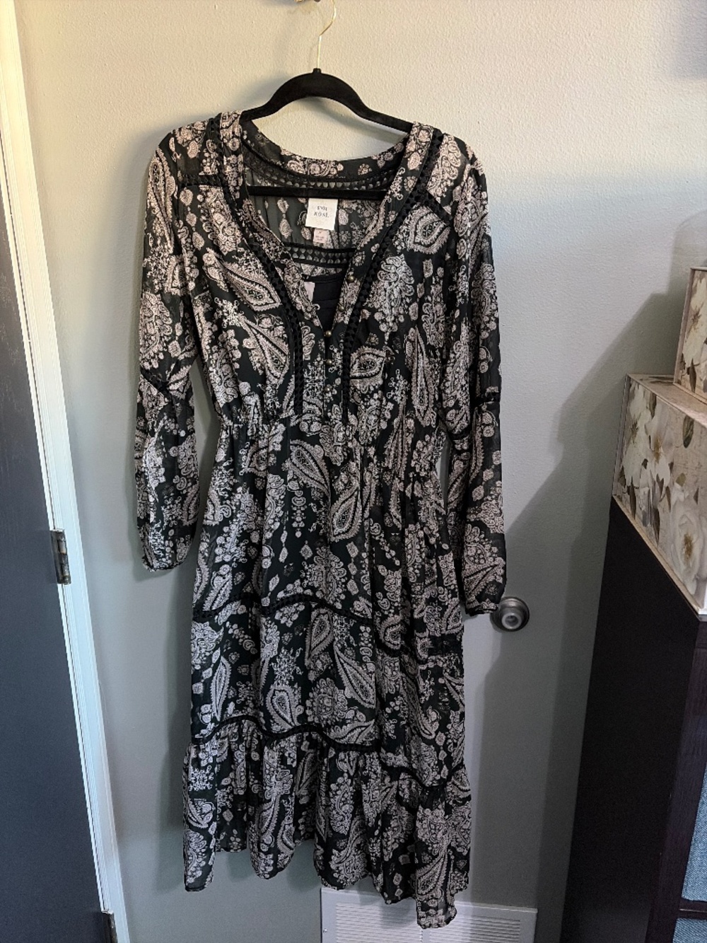 🖤 Knox Rose Midi Long Sleeve Dress 🖤